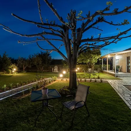 Castellano Vasiliki 度假居 *